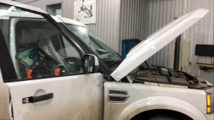 Замена замка двери на Дискавери 4