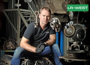 Первая в России интерактивная таблица ТО всех моделей Land Rover