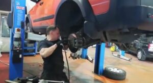 Непростая работа механика