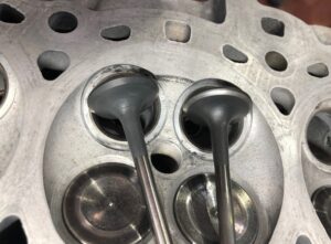 Ревизия ГБЦ на двигателях Land Rover - на примере 2.0 GTDi