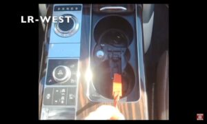 Как перевести АКПП из паркинга в нейтраль на новом Рендж Ровер