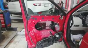 Ремонт замка двери Range Rover Evoque