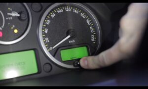 Сброс межсервисного интервала на Freelander 2