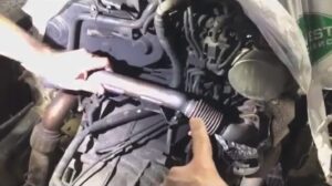 Перепускная труба на Land Rover Discovery 4 3.0 TD