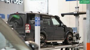 А Вы давно проверяли развал-схождение?