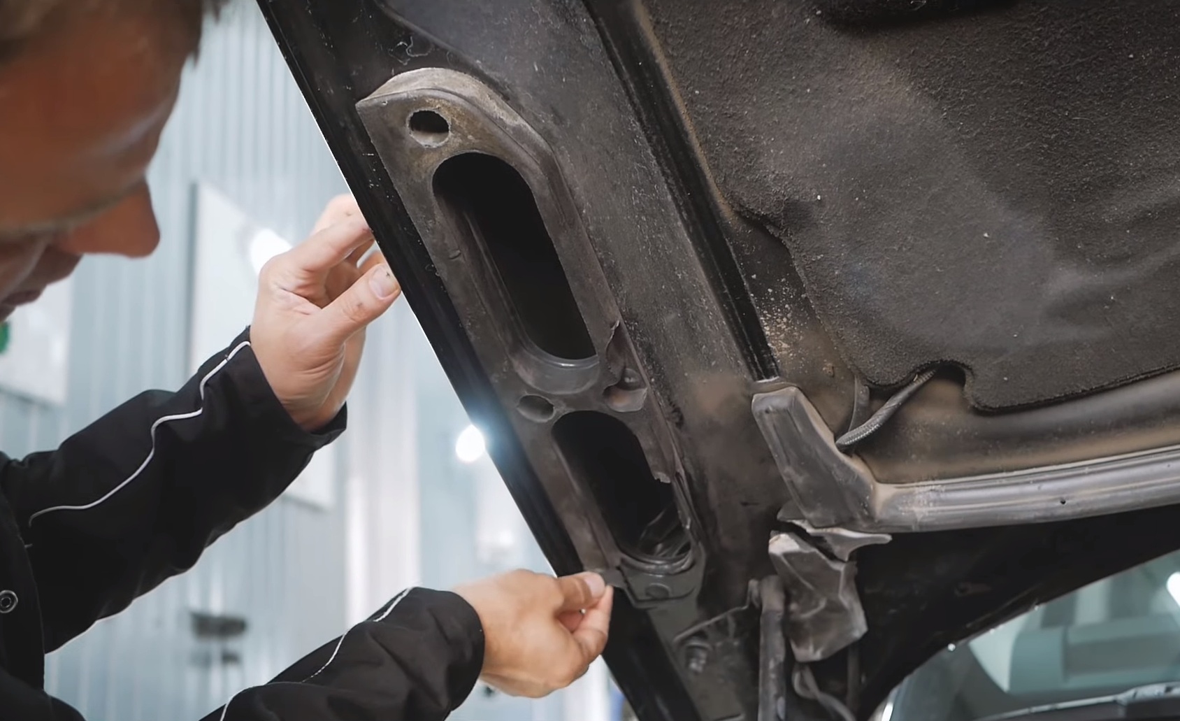 Уплотнители на Range Rover | Поролоновые вставки под капотом - LR-WEST
