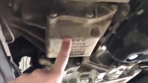 Замена сальника втулки отбора мощности на Freelander 2